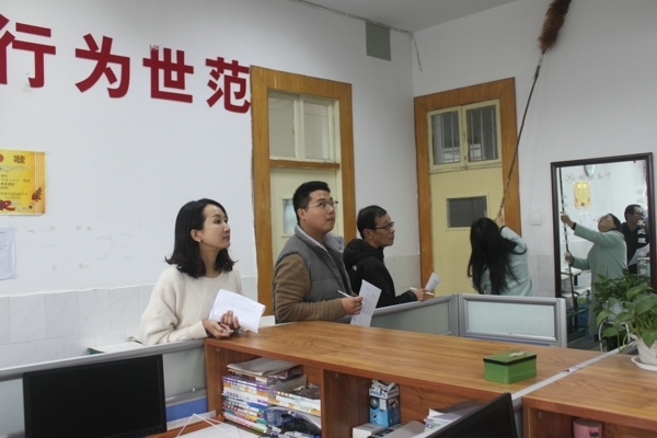 工会查卫生 068.jpg